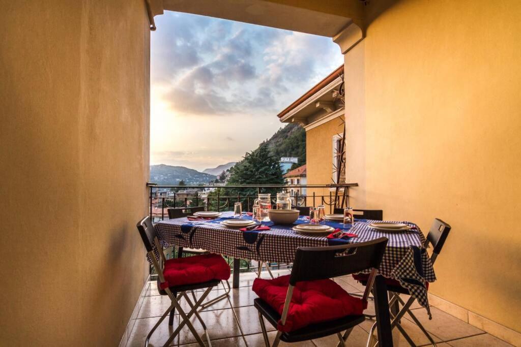 Santa Giulia 12 Lägenhet Como Exteriör bild