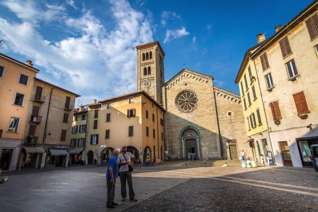 Santa Giulia 12 Lägenhet Como Exteriör bild